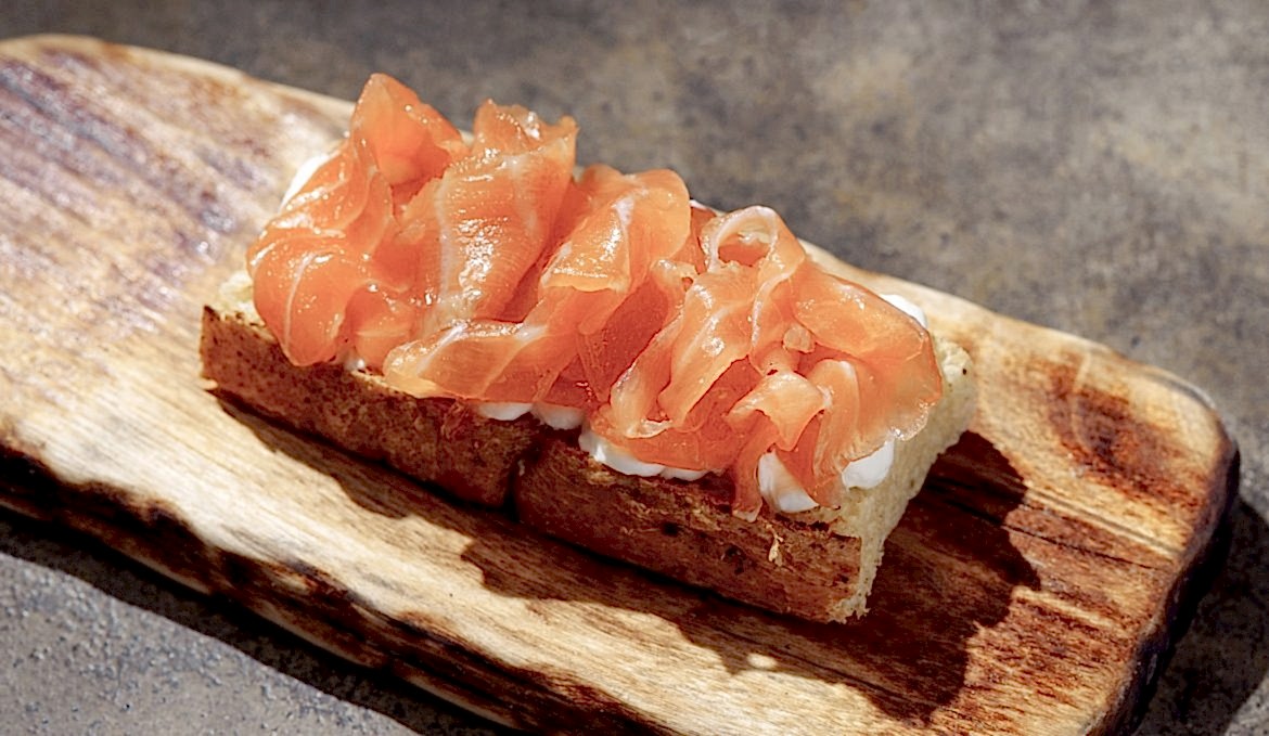 Брускетта/ пьяный лосось/ карамельные яблоки