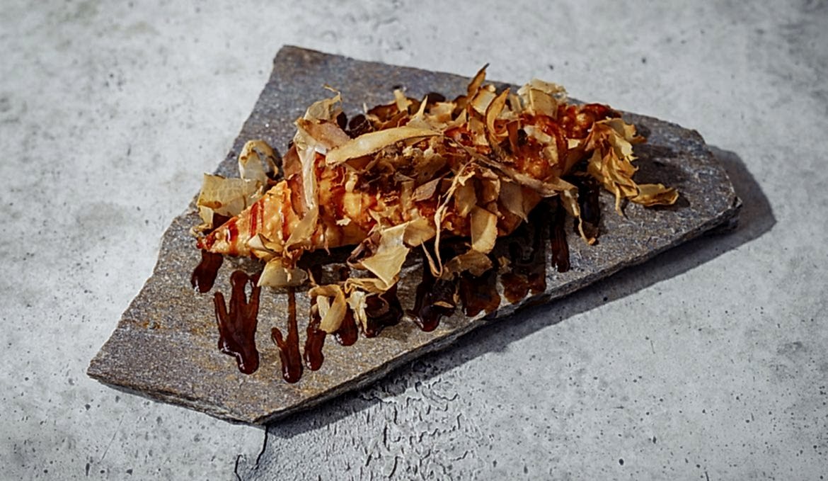 Тунисские чебуреки/ снежный краб/ устричный соус