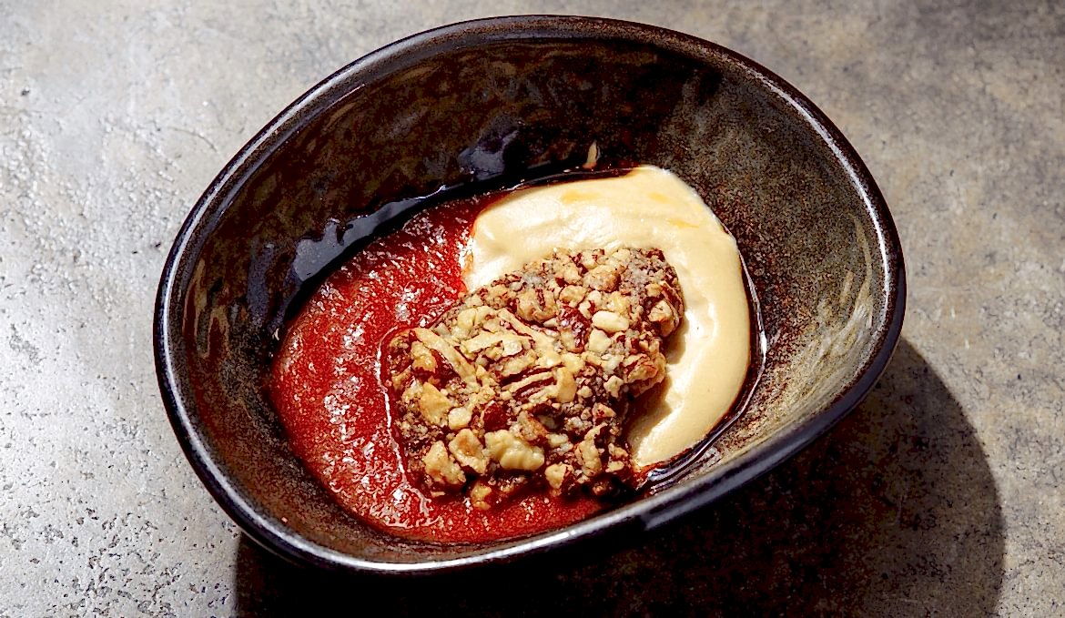 Ореховый цыплёнок/ крем из жареного картофеля/ домашний кетчуп