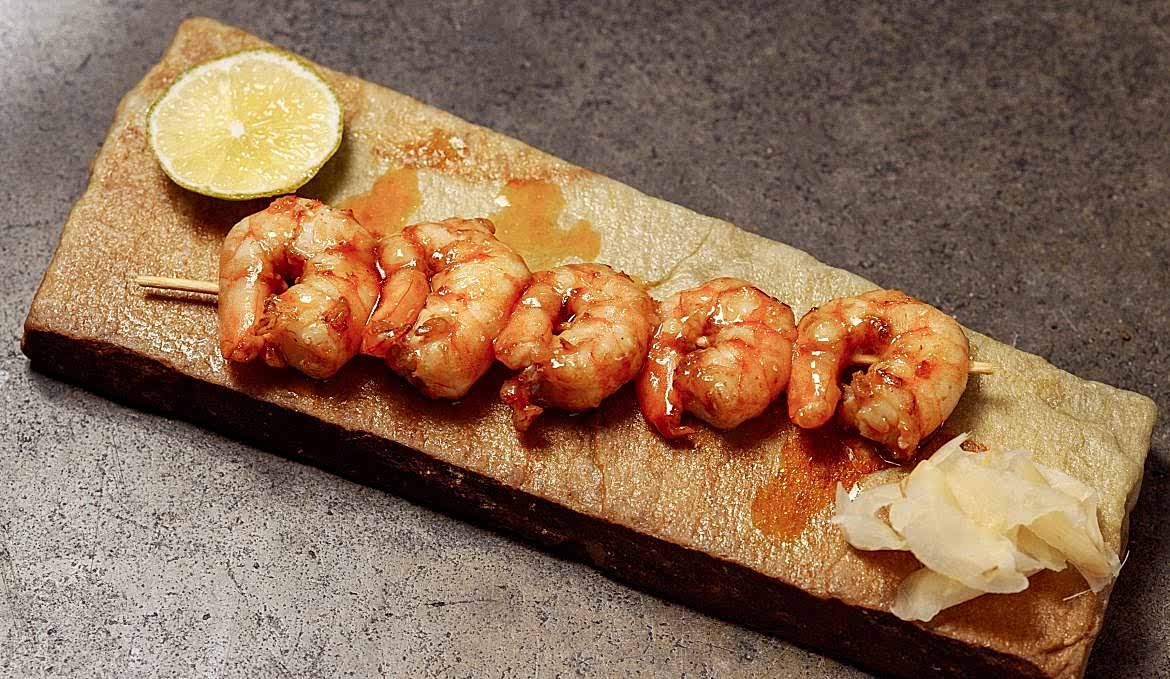 Якитори из тигровых креветок/ азиатский соус/ лайм